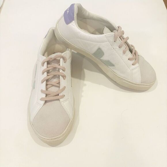 Veja Esplar women’s size 6 Leather Sneaker - Picture 3 of 13